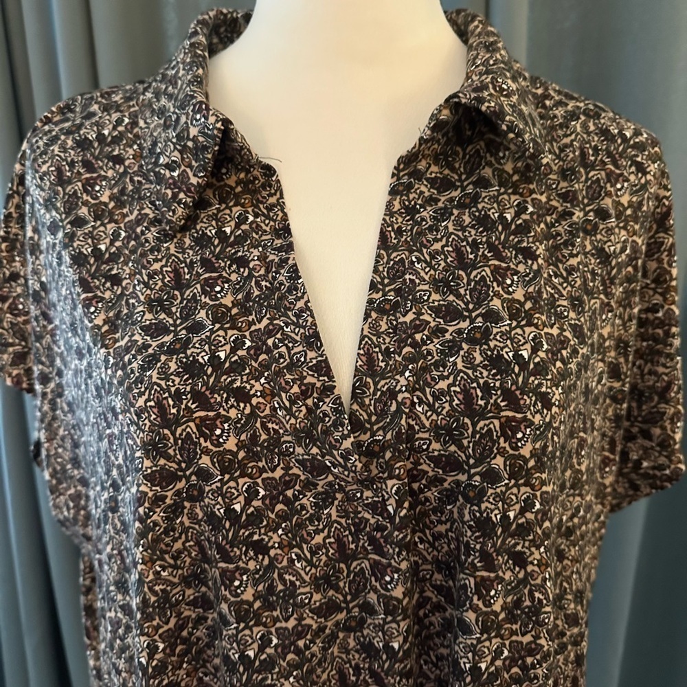 Vince Camuto Bobeau Brown Floral Sleeveless top with capped sleeves Sz 1X
